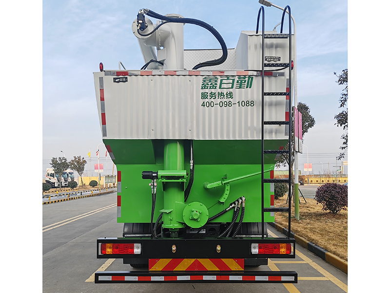 GoldBees ElectricHydraulic Auger Bulk Feed Transport Truck (4)