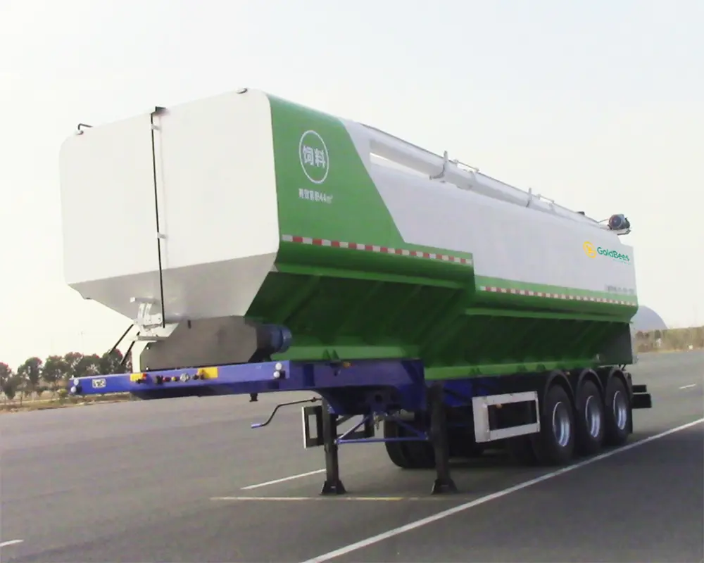 How-GoldBees-Semi-Trailer-Streamlines-Bulk-Feed-Handling-in-2025-3