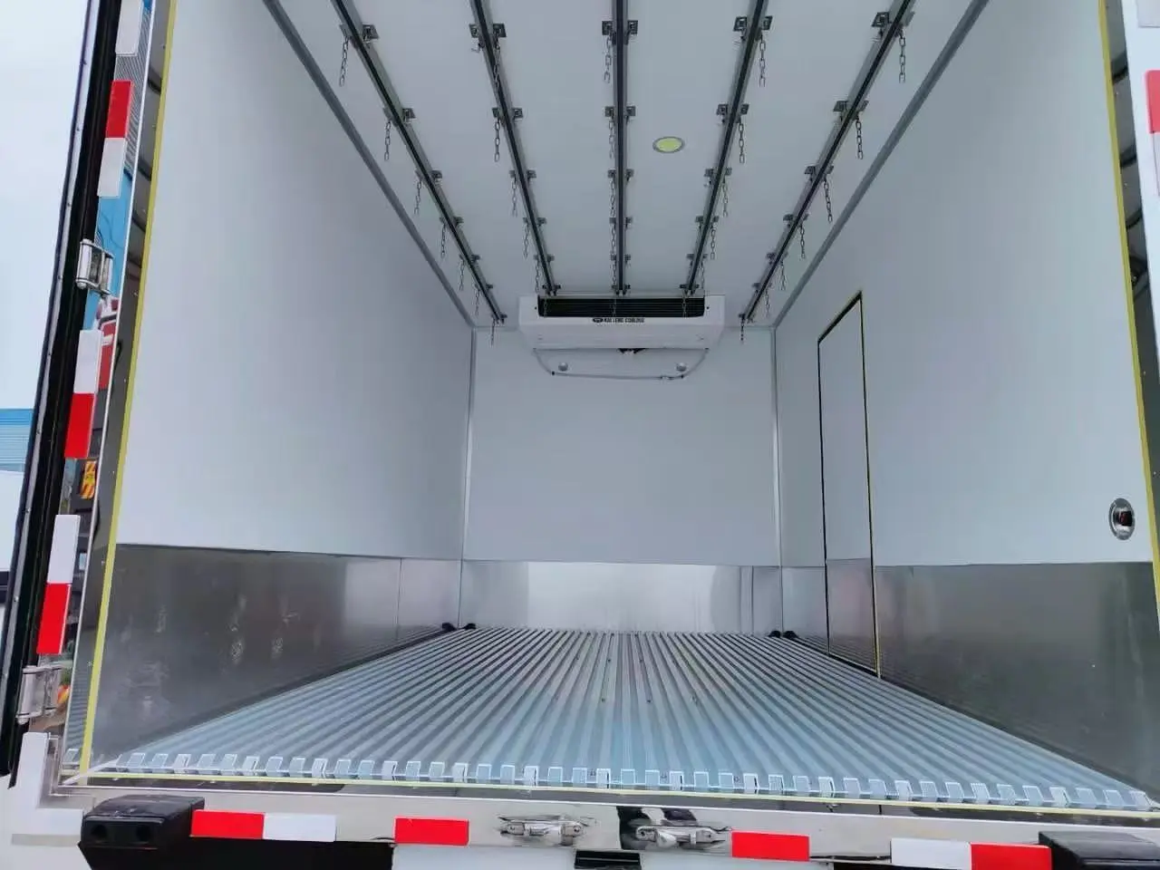 Biosecurity Failures? Redesigning Poultry Trucks for Disease Prevention