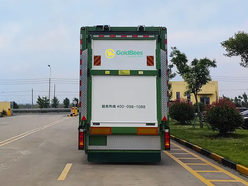 GoldBees Livestock Transport Semi-Trailer (3)