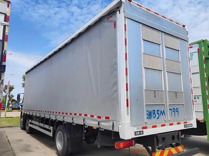 GoldBees Broiler Transport Truck (3)