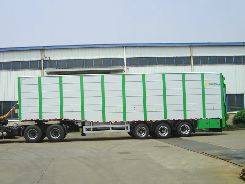 GoldBees Livestock Transport Semi-Trailer (5)