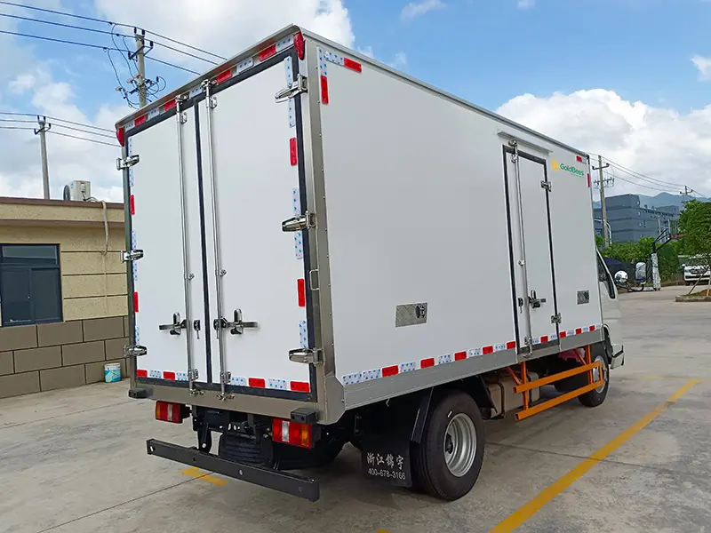 Goldbees Fresh Produce Sorting & Transport Vehicle (3)