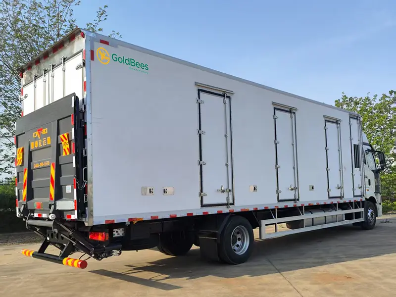 GoldBees Day-old ChickLayer Transport Truck (2)