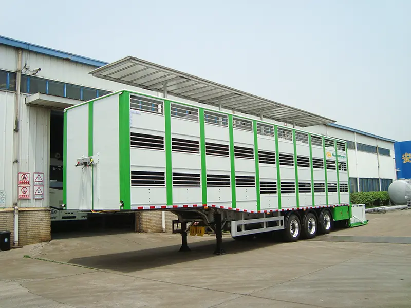 GoldBees Livestock Transport Semi-Trailer (8)