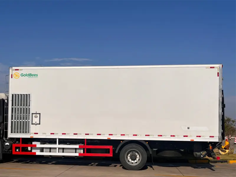 GoldBees Day-old ChickLayer Transport Truck (3)